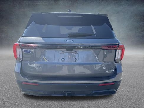 Used 2025 Ford Explorer ST-Line AWD/4WD image 6
