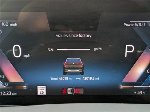 Used 2024 BMW X5 xDrive40i w/ Premium Package image 11