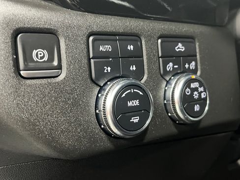 Certified 2022 GMC Sierra 1500 Elevation w/ X31 Off-Road Package image 14