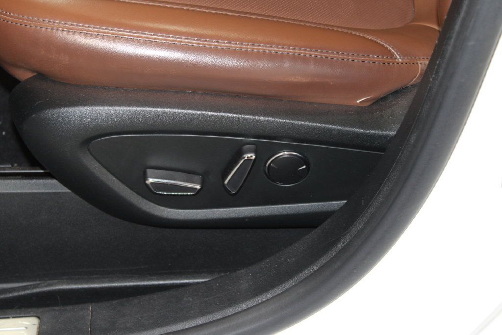 Used 2022 Lincoln Nautilus Reserve w/ Equipment Group 201A FWD image 22