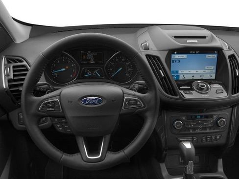 Used 2018 Ford Escape Titanium w/ Ford Safe & Smart Package FWD image 7
