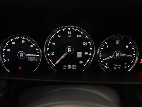 Used 2024 Rolls-Royce Cullinan Black Badge AWD/4WD image 32