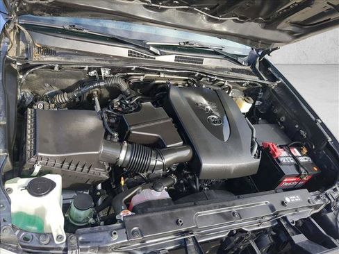 Used 2019 Toyota Tacoma SR5 image 21