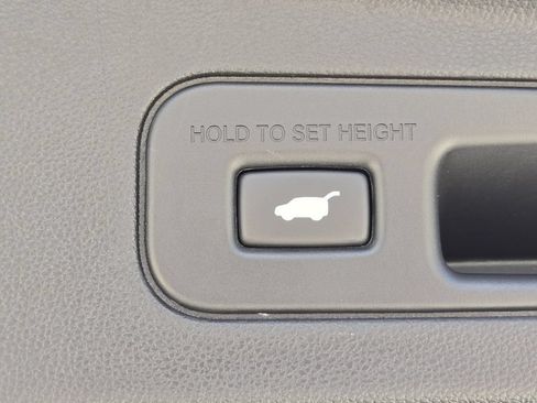 Used 2025 Acura MDX FWD w/ Technology Package image 19