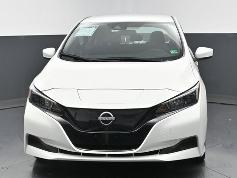 Used 2023 Nissan Leaf S image 7