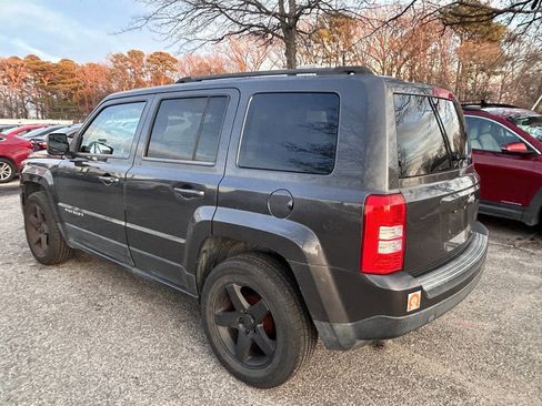 Used 2014 Jeep Patriot Sport w/ Power Value Group image 8