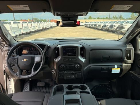 New 2026 Chevrolet Silverado 1500 W/T w/ WT Value Package AWD/4WD image 14