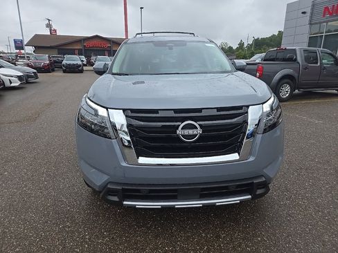 New 2025 Nissan Pathfinder Platinum w/ Cargo Package image 2