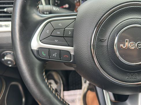 Used 2020 Jeep Compass Latitude w/ Cold Weather Group AWD/4WD image 21