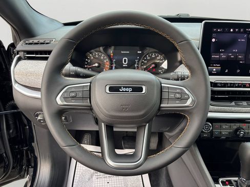 New 2026 Jeep Compass Latitude AWD/4WD image 19