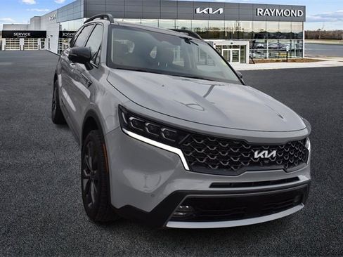 Certified 2022 Kia Sorento SX Prestige w/ Rust Color Package image 9