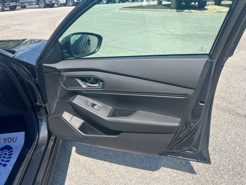 Used 2025 Honda Accord SE image 35