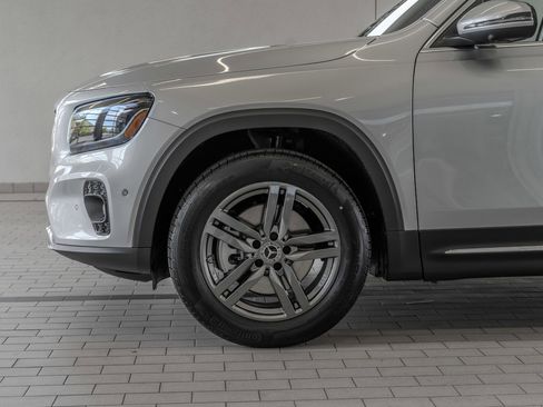 New 2026 Mercedes-Benz GLB 250 4MATIC image 4