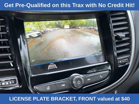 Used 2019 Chevrolet Trax LT w/ LT Convenience Package AWD/4WD image 19