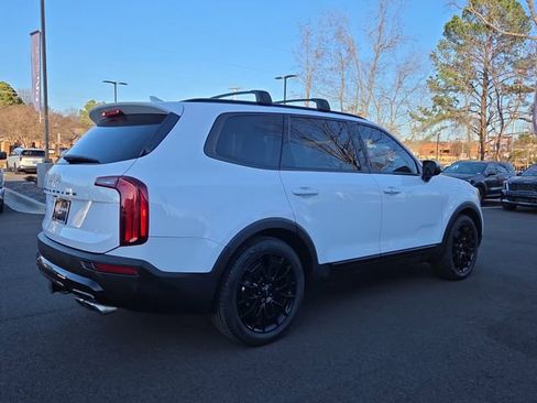 Used 2022 Kia Telluride EX w/ EX Premium Package image 5