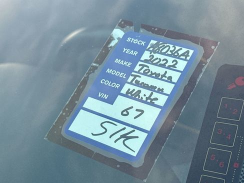 Used 2022 Toyota Tacoma TRD Sport image 26