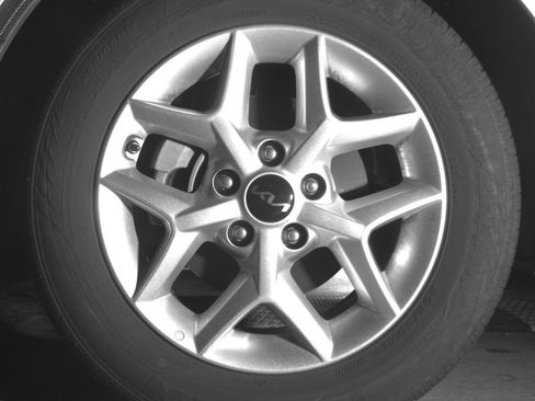 Used 2025 Kia Soul LX w/ LX Technology Package FWD image 12