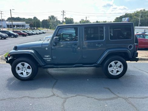 Used 2007 Jeep Wrangler Unlimited Sahara image 4