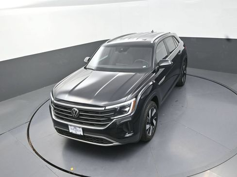 Used 2026 Volkswagen Atlas Cross Sport SE AWD/4WD image 16