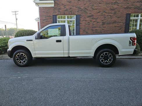Used 2020 Ford F150 XL w/ Trailer Tow Package RWD image 2