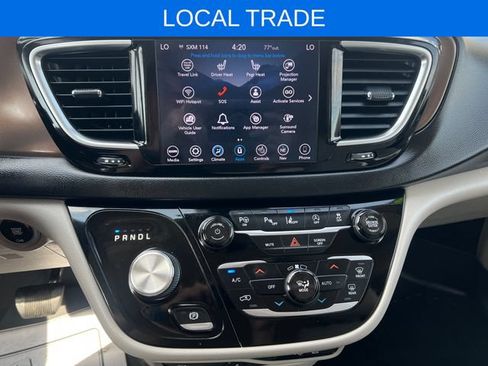 Used 2018 Chrysler Pacifica Touring-L Plus w/ Advanced Safetytec Group FWD image 28