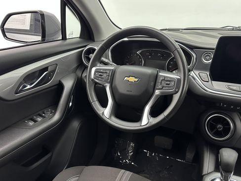 Used 2023 Chevrolet Blazer LT image 25
