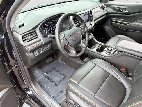 Used 2023 GMC Acadia AT4 w/ Technology Package AWD/4WD image 9