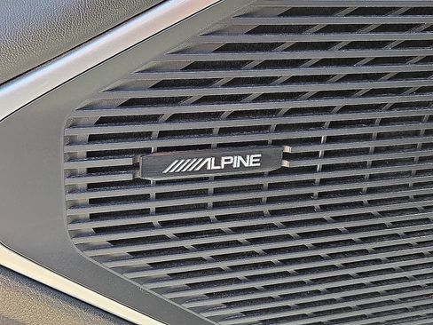 Used 2024 Jeep Wagoneer L Series II w/ Flexible Seating Group AWD/4WD image 22