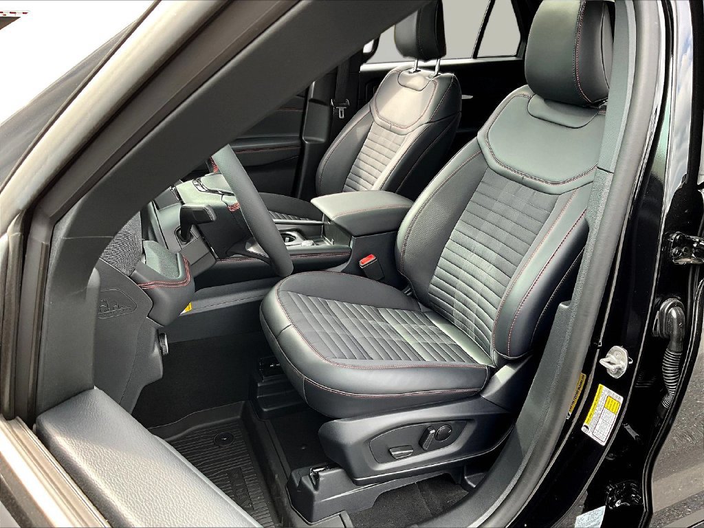 New 2026 Ford Explorer ST-Line w/ ST-Line Street Pack AWD/4WD image 26