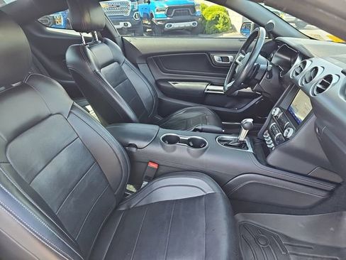 Used 2019 Ford Mustang GT Premium w/ Equipment Group 401A RWD image 10
