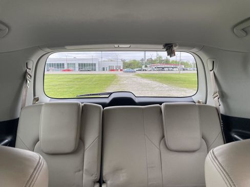 Used 2022 Nissan Armada SL w/ Captain's Chairs Package AWD/4WD image 30