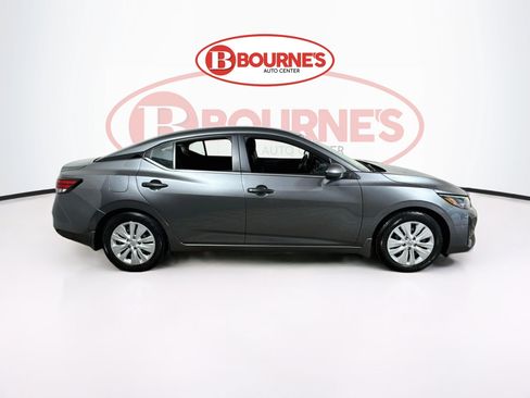 Used 2024 Nissan Sentra S FWD image 9