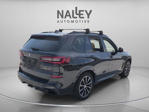 Used 2022 BMW X5 xDrive40i w/ M Sport Package image 5