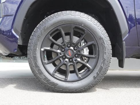 Used 2025 Toyota Tundra Limited w/ TRD Off-Road Package AWD/4WD image 35