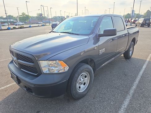 Used 2019 RAM 1500 Tradesman w/ Popular Equipment Group AWD/4WD image 7