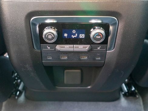 New 2026 GMC Yukon XL AT4 image 16