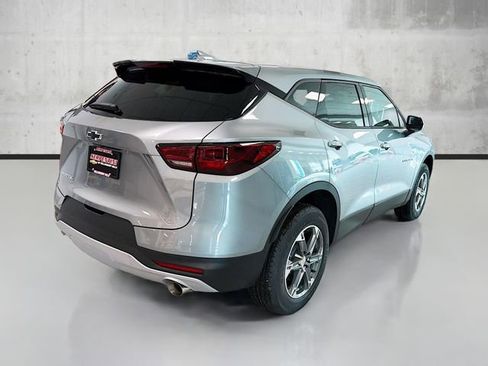 New 2026 Chevrolet Blazer LT image 5