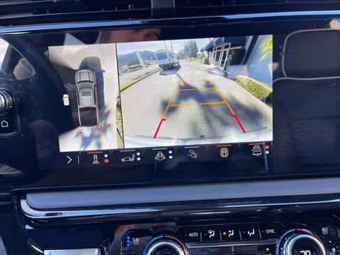 Used 2025 GMC Sierra 1500 AT4X image 21