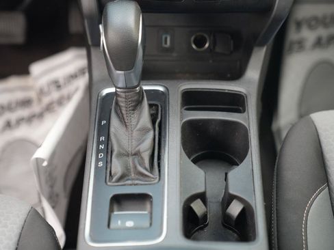 Used 2019 Ford Escape SE AWD/4WD image 32