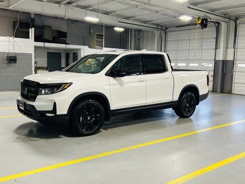New 2026 Honda Ridgeline Black Edition image 16