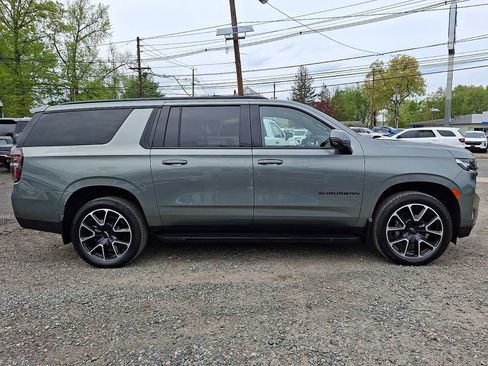Used 2024 Chevrolet Suburban RST w/ Luxury Package AWD/4WD image 9