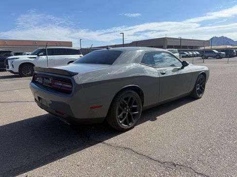 Used 2019 Dodge Challenger SXT w/ Plus Package RWD image 5
