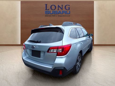 Used 2019 Subaru Outback 2.5i Limited AWD/4WD image 12