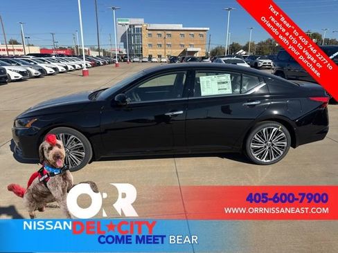 New 2025 Nissan Altima 2.5 SL image 2