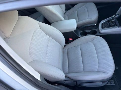 Used 2019 Hyundai Elantra SEL image 16
