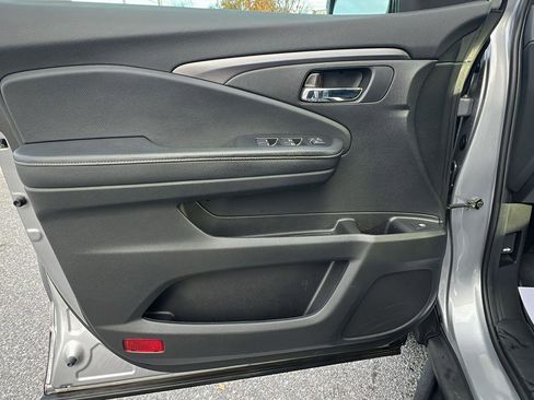 Used 2021 Honda Ridgeline Sport image 22