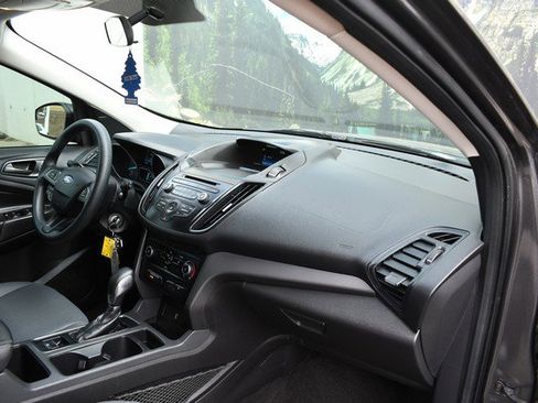 Used 2018 Ford Escape S image 24