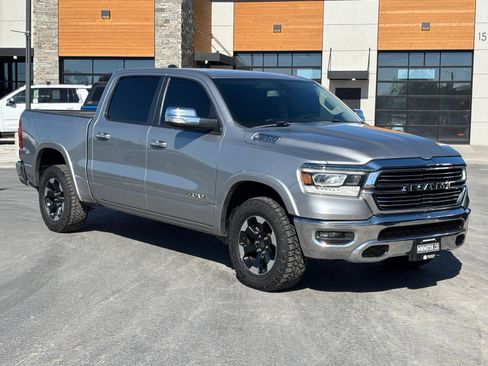 Used 2019 RAM 1500 Laramie AWD/4WD image 1