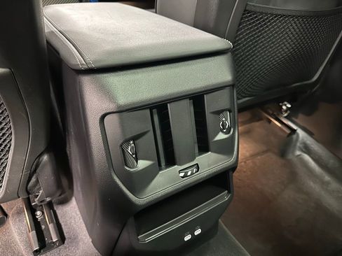 Used 2025 BMW X3 xDrive30i w/ M Sport Package image 46