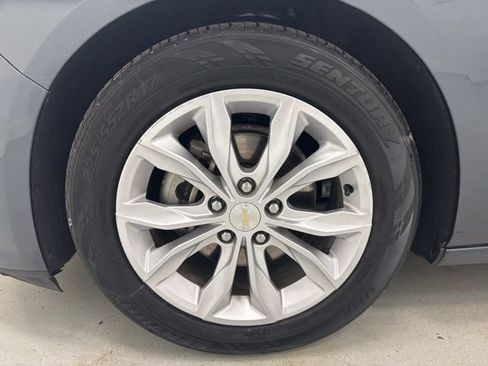 Used 2019 Chevrolet Malibu LT image 36